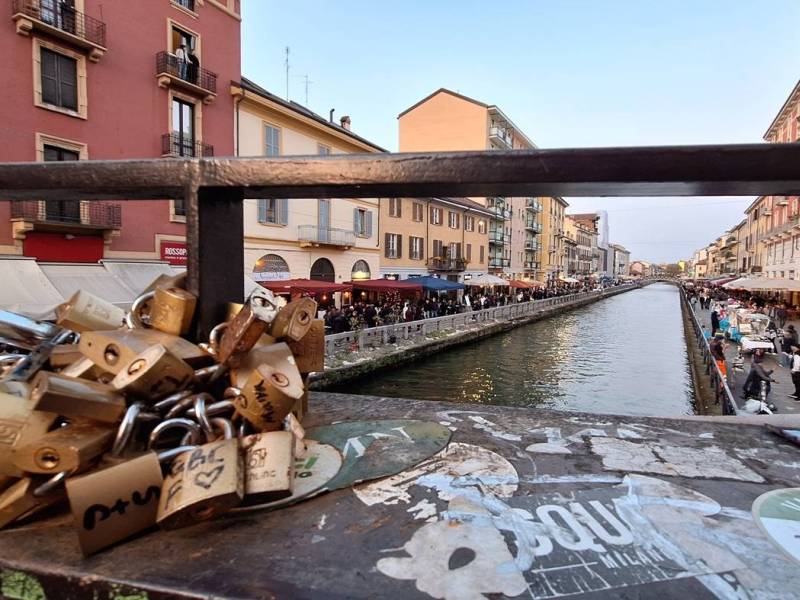 Lucchetti sul Ponte Alda Merini