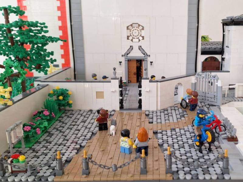 Il sagrato della chiesa