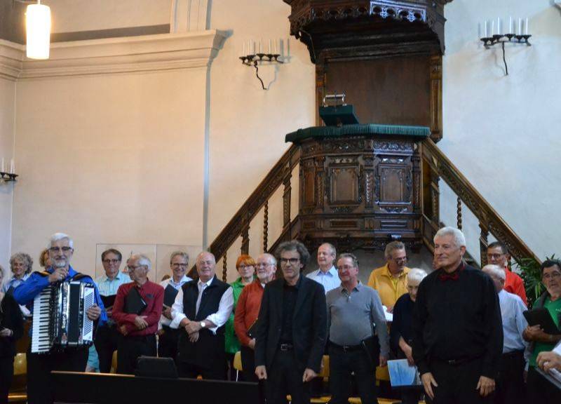 Coro Cantalopera nella chiesa riformata di Poschiavo (foto Grigione Italiano)